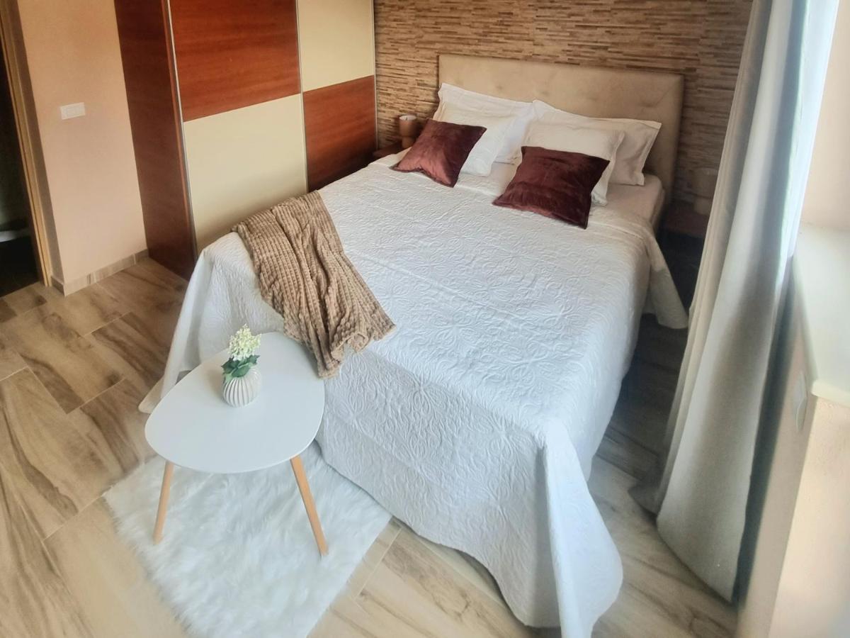 Luxury Oasis Apartman Makarska